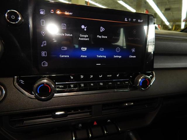 Photo of 2025 Black Chevrolet Colorado