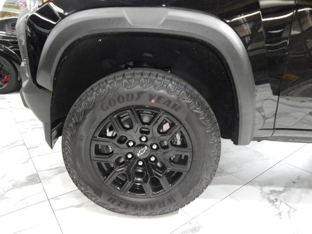 Photo of 2025 Black Chevrolet Colorado