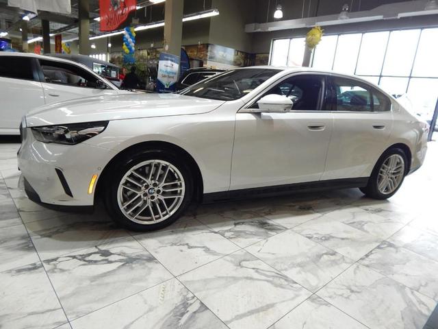 Photo of 2025  BMW 530