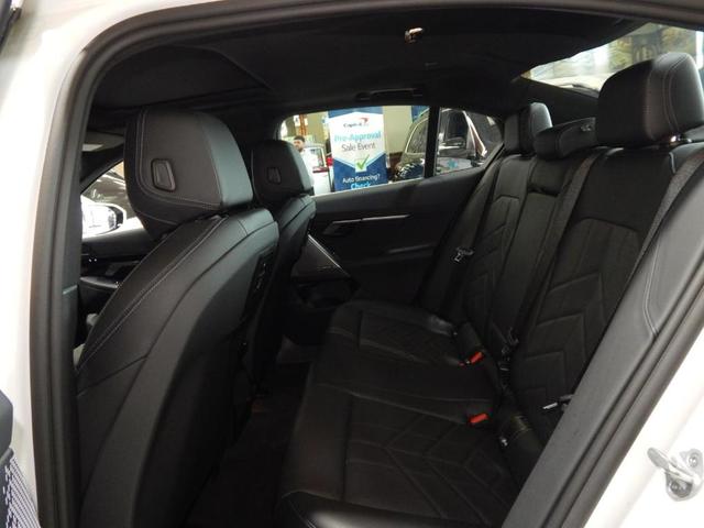 Photo of 2025  BMW 530