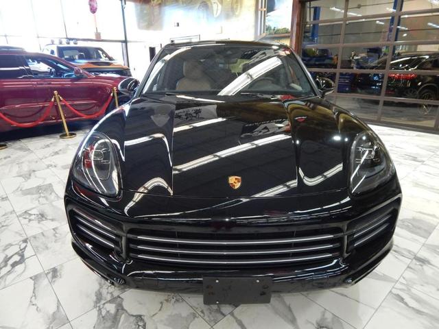 Photo of 2023 Black Porsche Cayenne