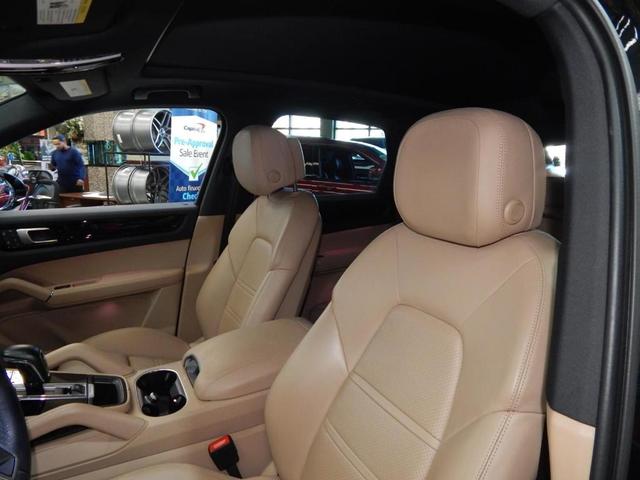 Photo of 2023 Black Porsche Cayenne