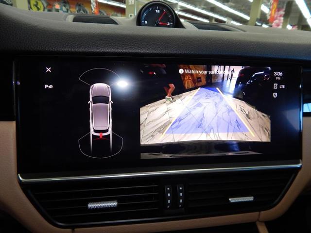 Photo of 2023 Black Porsche Cayenne