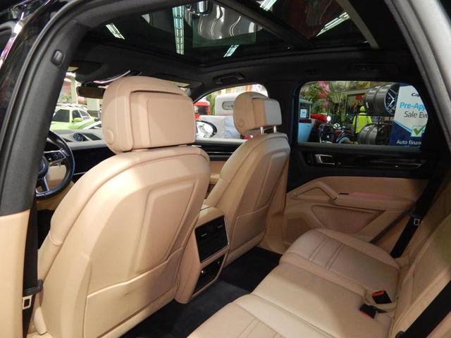 Photo of 2023 Black Porsche Cayenne