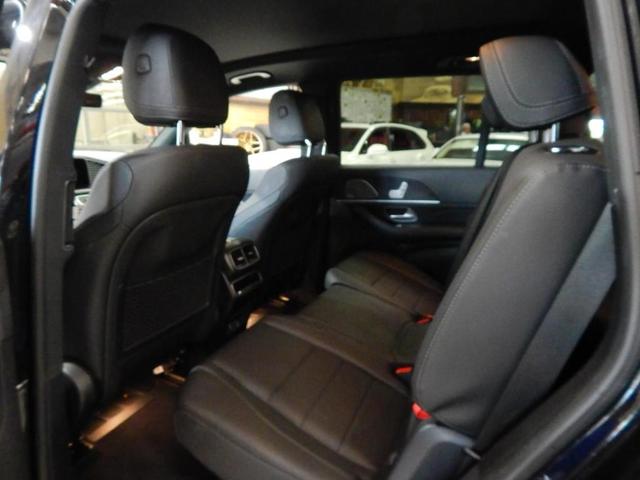 Photo of 2024 Gray Metallic Mercedes-Benz GLS 450