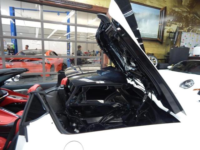 Photo of 2024 Arctic White Chevrolet Corvette