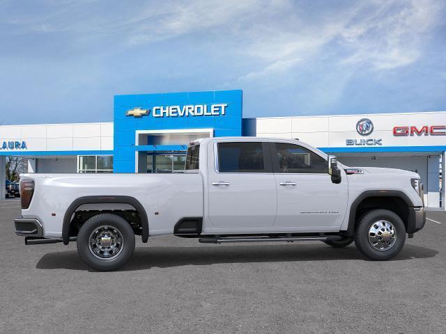 Photo of 2025 Summit White GMC Sierra 3500