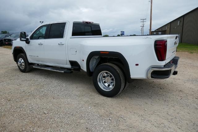 Photo of 2025 Summit White GMC Sierra 3500