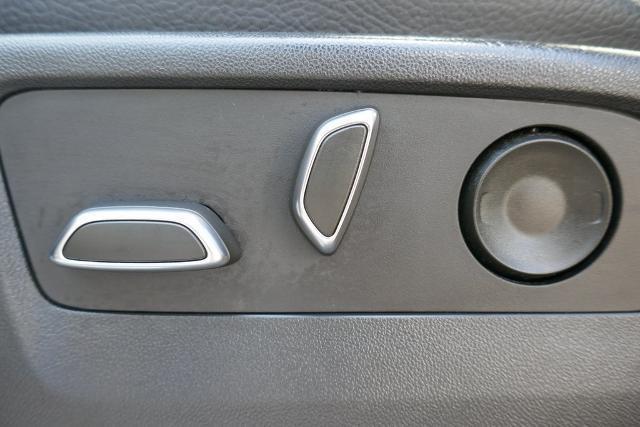 Photo of 2023 Pacific Blue Metallic GMC Sierra 1500