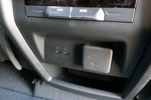 Photo of 2025 Summit White GMC Acadia
