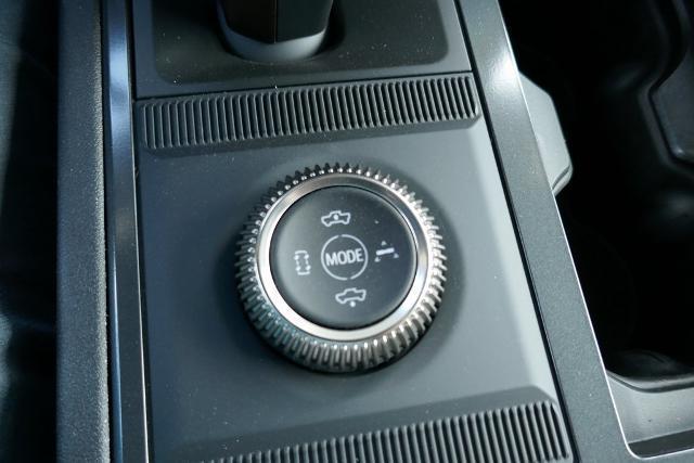 Photo of 2025 Graphite Blue Metallic GMC HUMMER EV Pickup