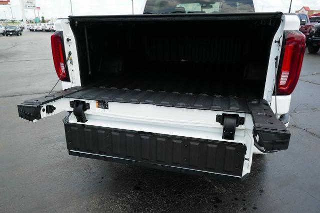 Photo of 2021 Summit White GMC Sierra 1500