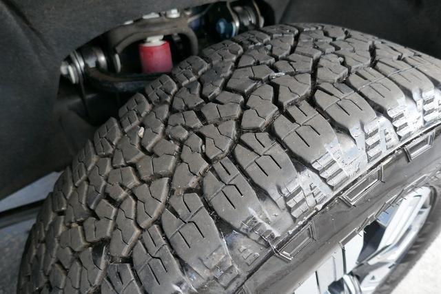 Photo of 2025 Summit White GMC Sierra 2500