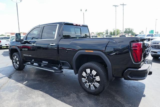 Photo of 2024 Onyx Black GMC Sierra 2500