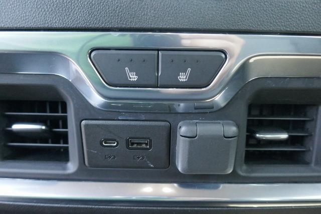 Photo of 2022 Ebony Twilight Metallic GMC Sierra 3500