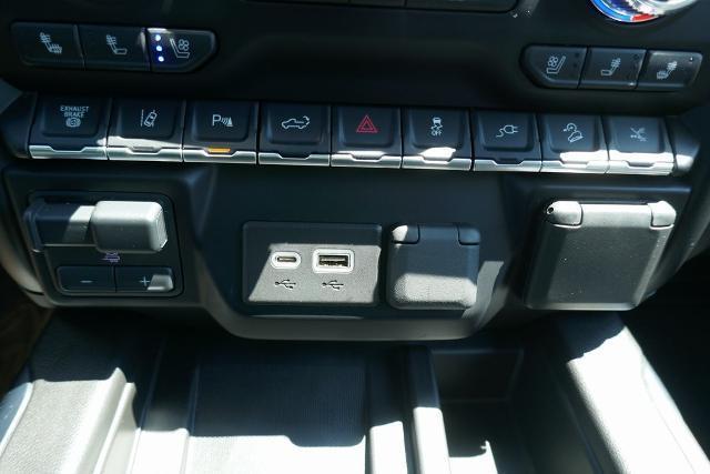Photo of 2022 Ebony Twilight Metallic GMC Sierra 3500