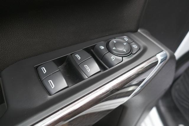 Photo of 2021 Summit White Chevrolet Silverado 1500