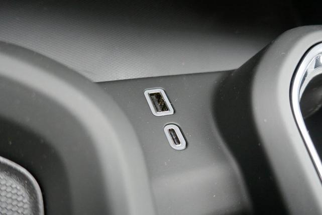 Photo of 2025 Metallic GMC Sierra 2500