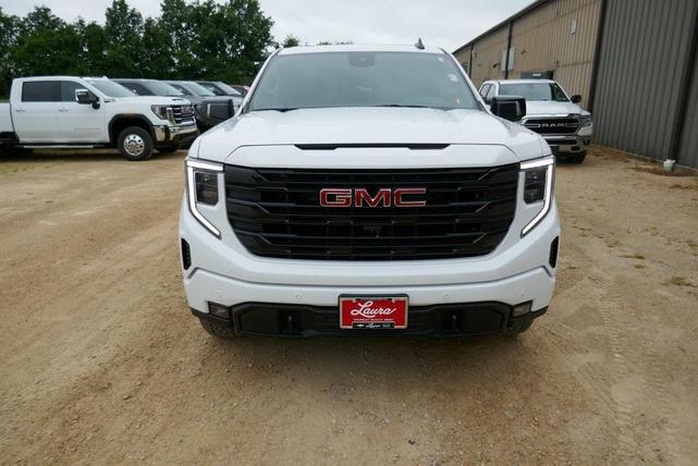 Photo of 2025 Summit White GMC Sierra 1500