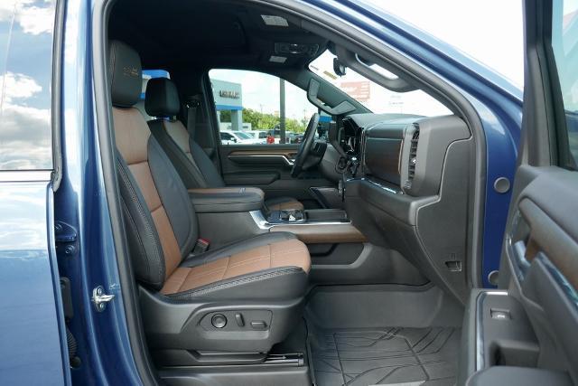 Photo of 2024 Lakeshore Blue Metallic Chevrolet Silverado 2500