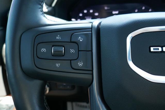 Photo of 2023 White Frost Tri-Coat GMC Yukon