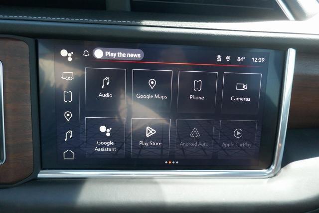 Photo of 2023 White Frost Tri-Coat GMC Yukon
