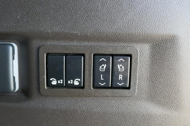Photo of 2021 Satin Steel Metallic GMC Yukon