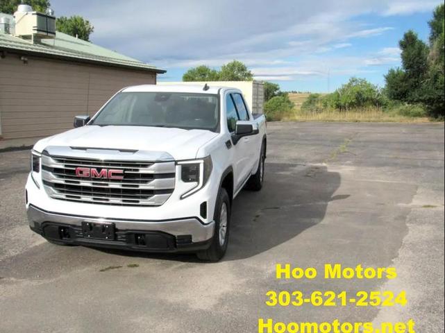 Photo of 2024 Summit White GMC Sierra 1500