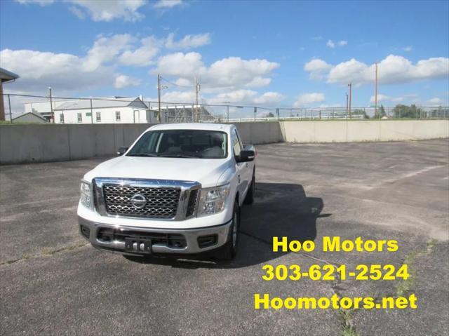 2017 Nissan Titan