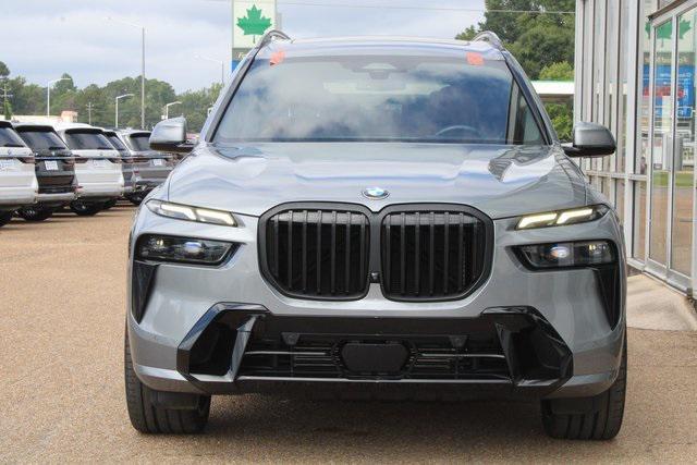 Photo of 2023 Skyscraper Gray Metallic BMW X7