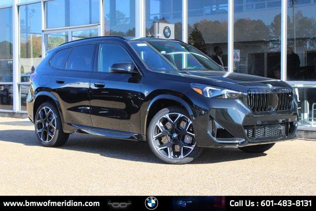 Photo of 2025 Black Sapphire Metallic BMW X1