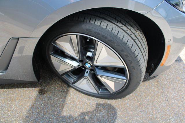 Photo of 2025 Gray Metallic BMW i4 Gran Coupe