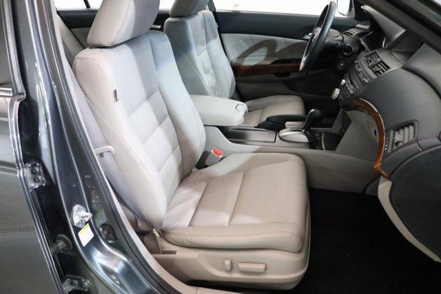 Photo of 2011 Polished Metal Metallic Honda Accord