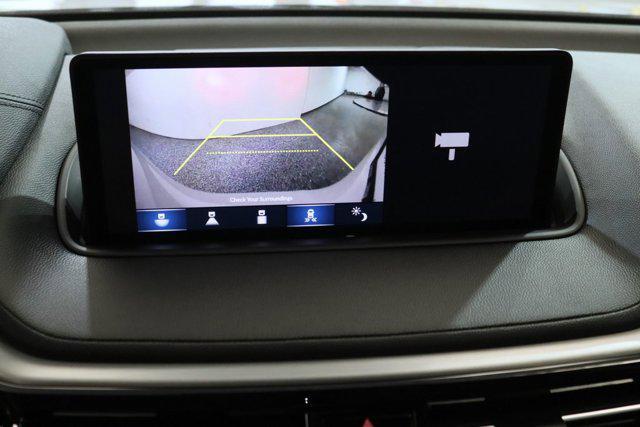 Photo of 2024 Platinum White Pearl Acura MDX