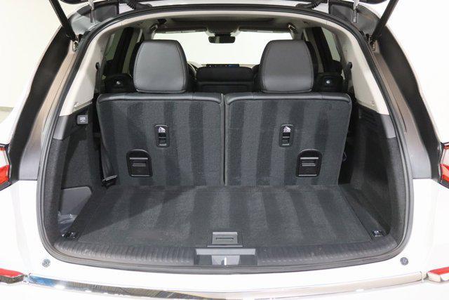 Photo of 2024 Platinum White Pearl Acura MDX
