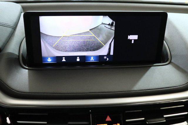 Photo of 2024 Platinum White Pearl Acura MDX