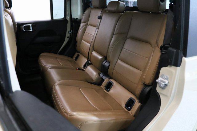 Photo of 2020 Gobi Clearcoat Jeep Gladiator