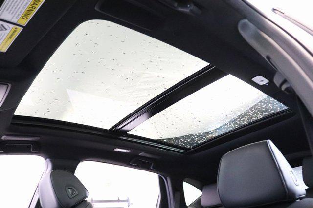 Photo of 2024 Platinum White Pearl Acura RDX