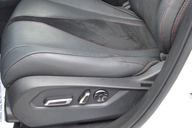 Photo of 2024 Platinum White Pearl Acura RDX