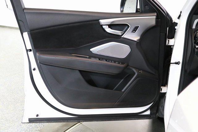 Photo of 2024 Platinum White Pearl Acura RDX