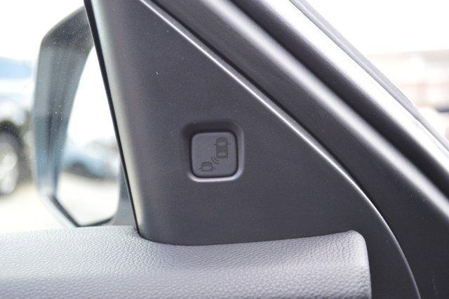 Photo of 2024 Platinum White Pearl Acura RDX