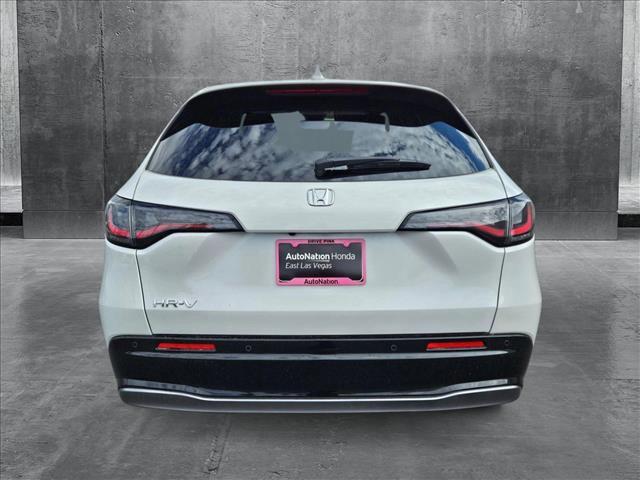 Photo of 2026 Platinum White Pearl Honda HR-V