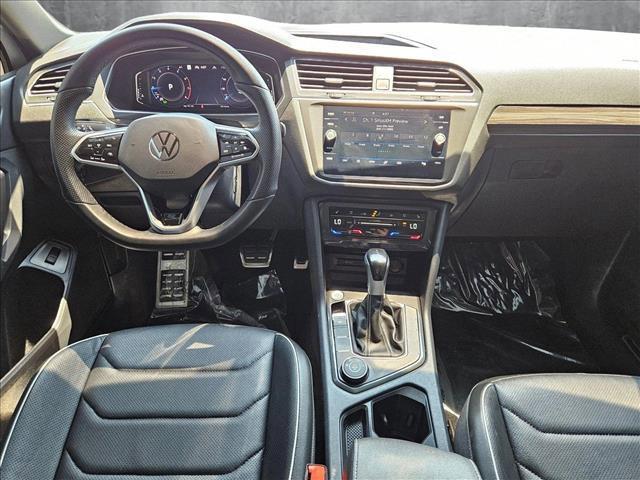 Photo of 2024 Opal White Pearl Volkswagen Tiguan