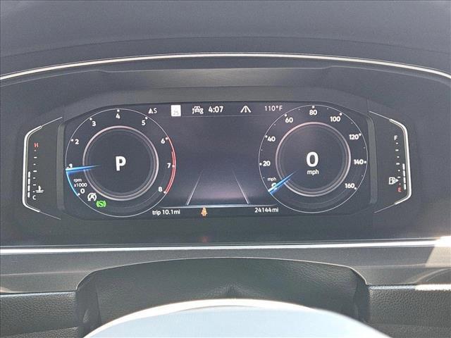 Photo of 2024 Opal White Pearl Volkswagen Tiguan