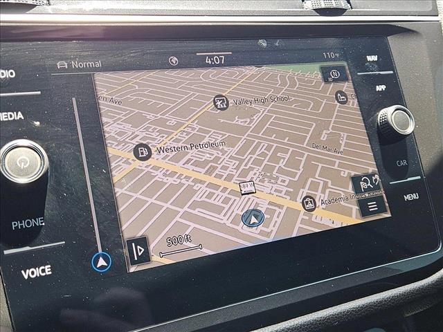 Photo of 2024 Opal White Pearl Volkswagen Tiguan