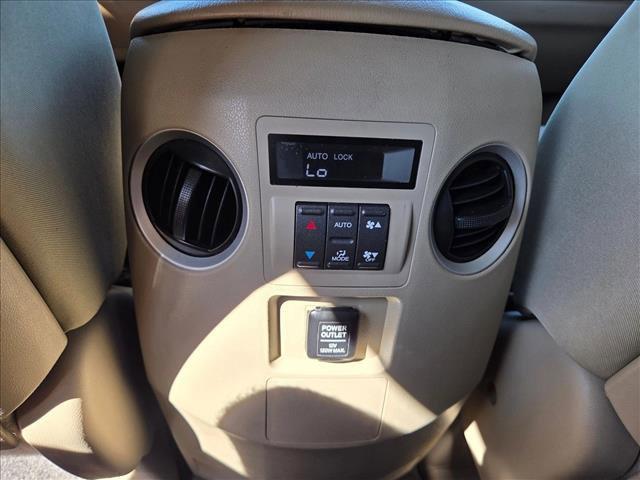 Photo of 2011 Mocha Metallic Honda Pilot
