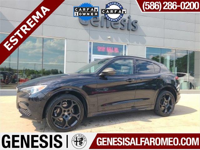 Photo of 2023 Vulcano Black Metallic Alfa Romeo Stelvio