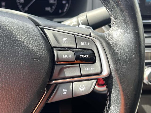 Photo of 2020 Lunar Silver Metallic Honda Accord