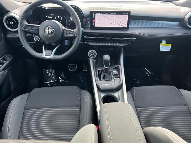 Photo of 2025 Alfa Black Alfa Romeo Tonale