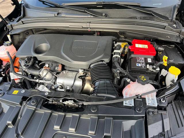 Photo of 2025 Alfa Black Alfa Romeo Tonale